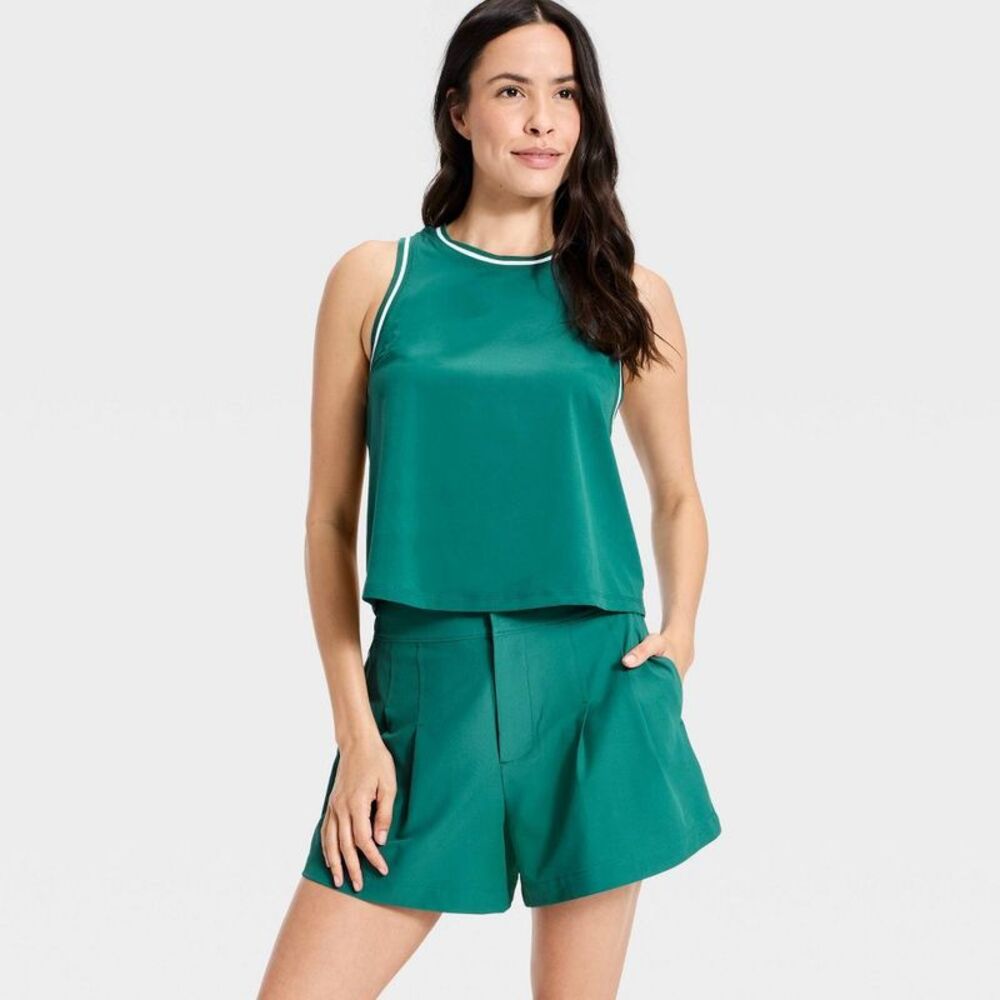 Women'S Woven High-Rise Pleated Golf Shorts - Forest Green M - Picture 3 of 4
